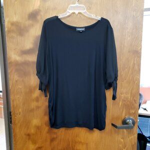 Short Sleeve Light Weight Top with Ruching Sides